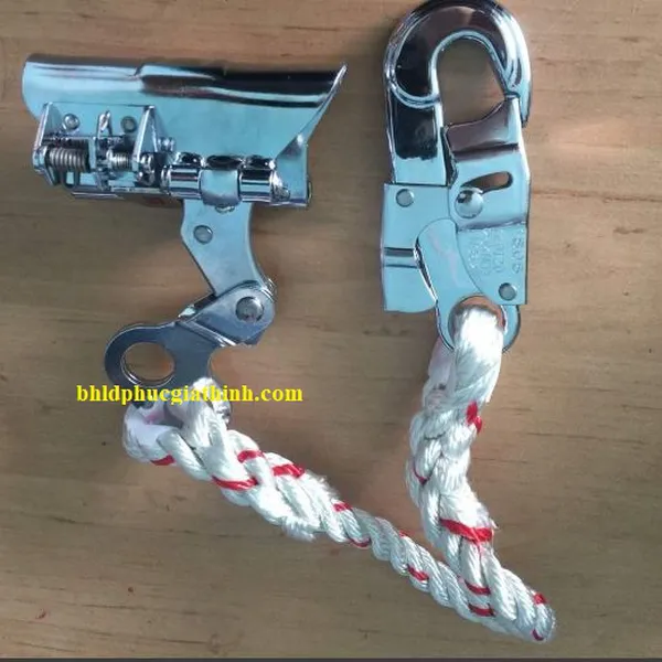 Khoá hãm trược tự động Adela H8621