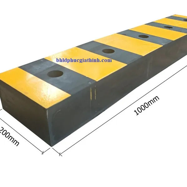 Đệm cao su chống va đập giảm chấn có phản quang kích thước 1000x200x100mm