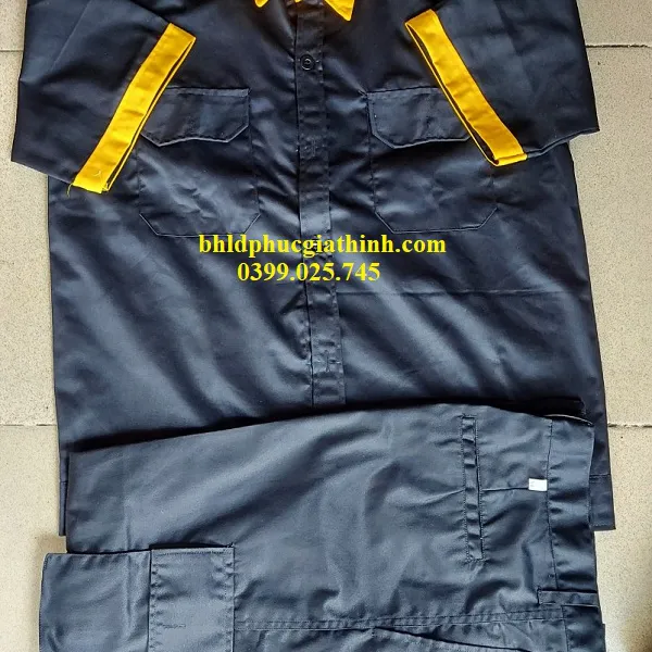 Quần áo đồng phục vải Kaki 65/35 tối màu phù hợp sử dụng trong sửa chữa Ô tô