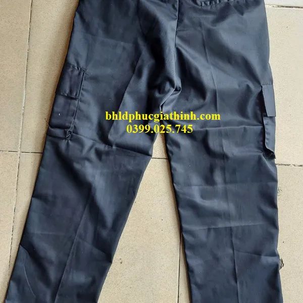 Quần áo đồng phục vải Kaki 65/35 tối màu phù hợp sử dụng trong sửa chữa Ô tô