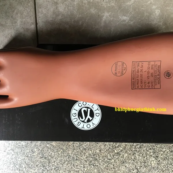 Găng tay cao su cách điện cao áp 26.5KV Yotsugi Nhật Bản chính hãng dài 460mm