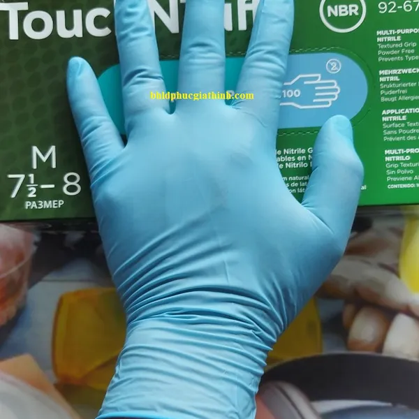 Găng tay công nghiệp Nitrile chống hoá chất Ansell TouchNTuff 92-670