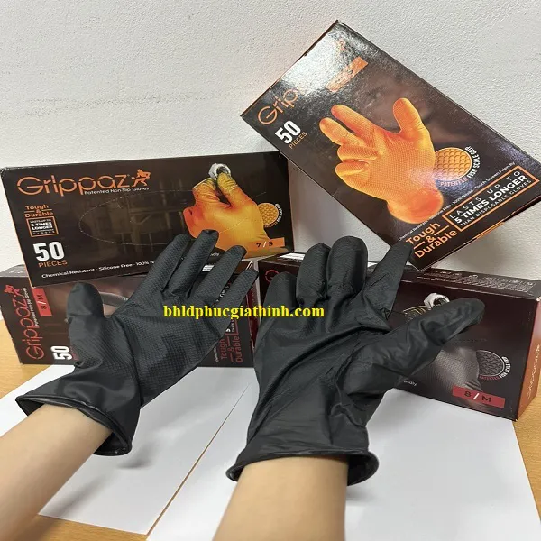 Găng tay Nitrile chuyên dụng trong thực phẩm chống dầu và hoá chất Grippaz PIP 67-246 màu đen