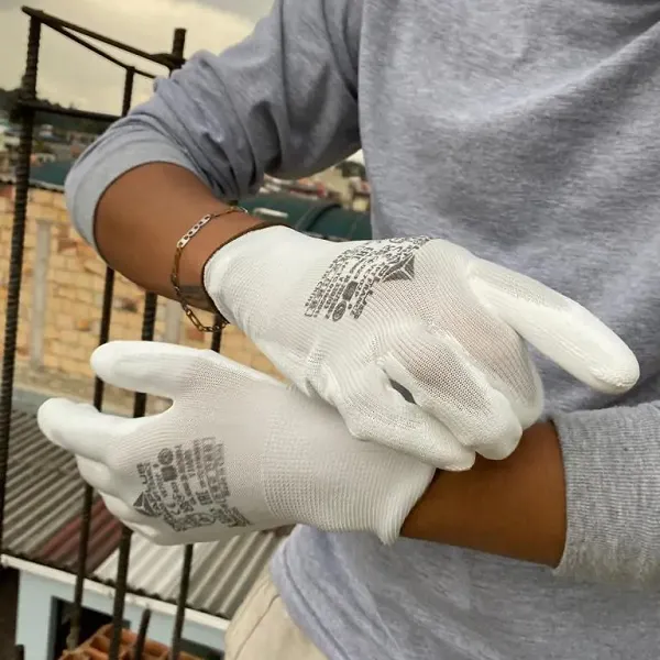 Găng tay dệt kim sợi Polyester phủ PU lòng bán tay Deltaplus VE702P