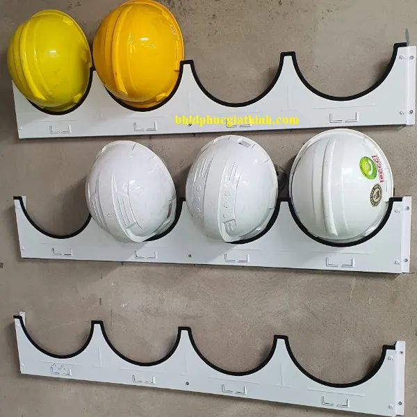 Giá treo nón bảo hộ lao động Hàn Quốc loại 4 nón