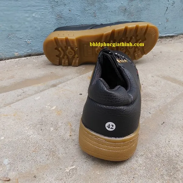 Giày bảo hộ đế kép mũi thép đế thép NTT P07 giá rẻ