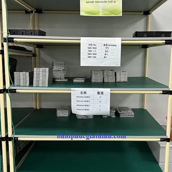 Kệ và Bàn thao tác chống tĩnh điện