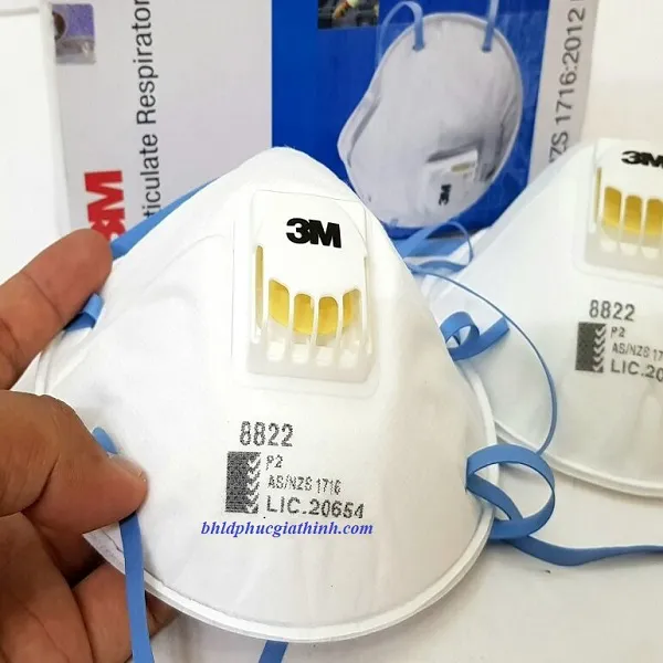 Khẩu trang lọc bụi kháng khuẩn có van thở 3M 8822 tiêu chuẩn FFP2