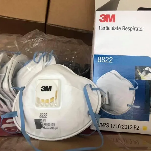 Khẩu trang lọc bụi kháng khuẩn có van thở 3M 8822 tiêu chuẩn FFP2