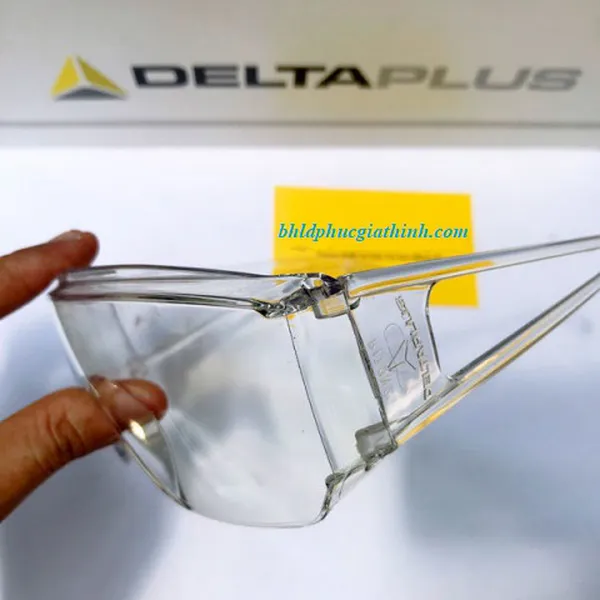KÍNH BẢO HỘ DELTAPLUS PITON 2 ĐEO ĐƯỢC CÙNG KÍNH CẬN