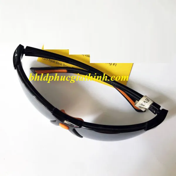 KÍNH BẢO HỘ EVEREST EV302 ĐEN TRONG
