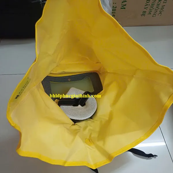 Mặt nạ phòng độc trùm kín đầu Blue Eagle NP312 dùng trong phun sơn và phun thuốc