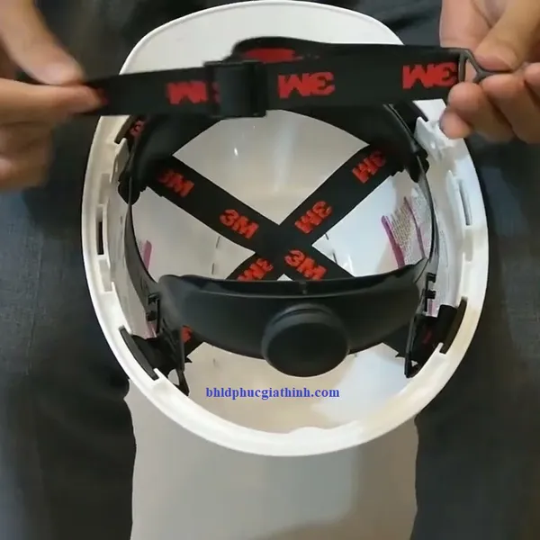 Nón bảo hộ cách điện 3M H701R không lỗ thoáng