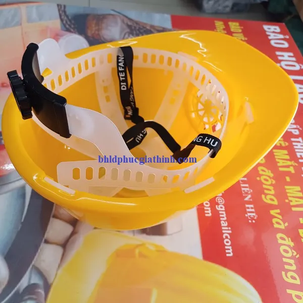 Nón bảo hộ cao cấp gắn quạt dùng Pin năng lượng mặt trời