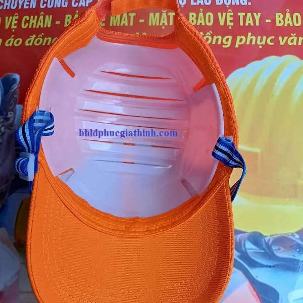 Mũ vải thoáng khí có lồng nón nhựa PE chống va đập, nhẹ và thời trang