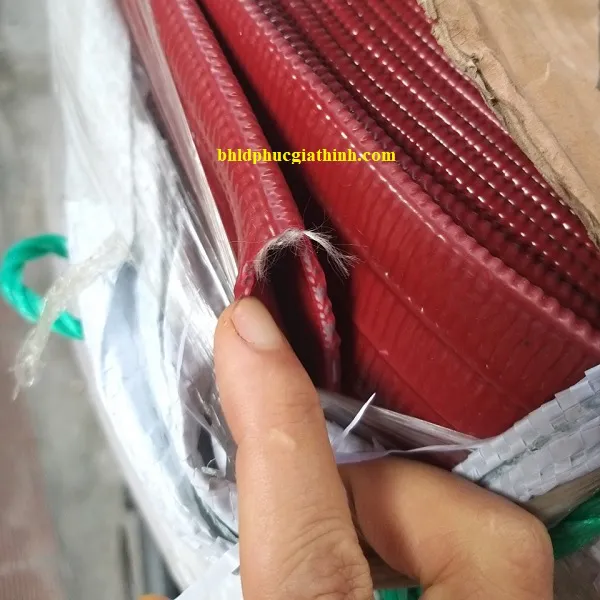 Ống bạt tải nặng hút cát chất liệu nhựa PVC phi 100 màu đỏ