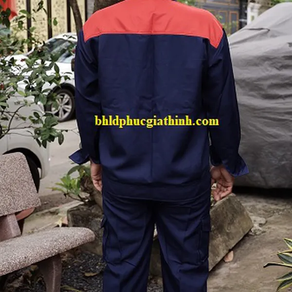 Quần áo bảo hộ màu xanh đen phối đỏ vải kaki chéo 2-1 poly cao cấp
