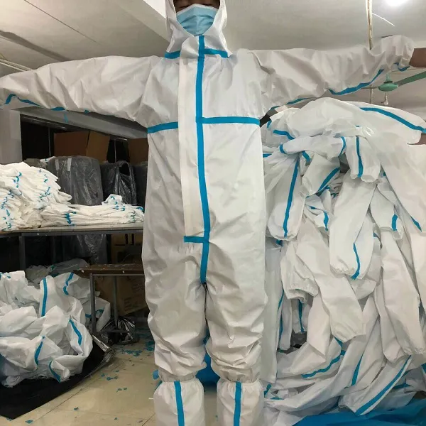Bộ quần áo y tế phòng dịch dùng 1 lần chất liệu vải không dệt chống thấm có lớp phủ PE