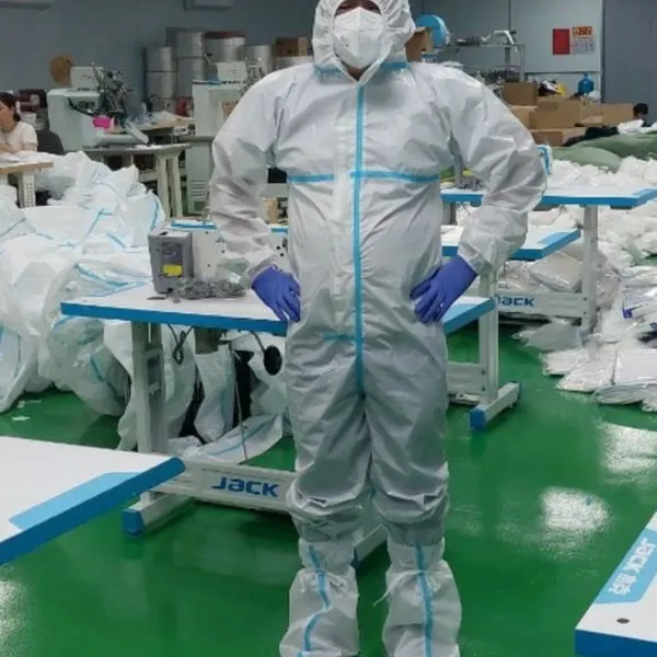 Bộ quần áo y tế phòng dịch dùng 1 lần chất liệu vải không dệt chống thấm có lớp phủ PE