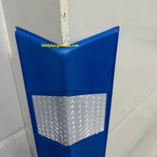 Thanh ốp cột EVA phản quang chống va đập kích thước 800 x 100 x 8mm