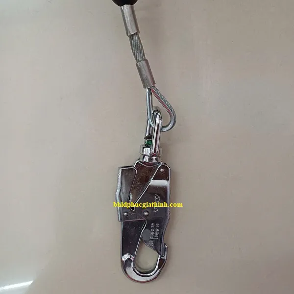 Thiết bị hãm tự động chống rơi dài 20m Adela RFD-200 dây cáp thép 5mm