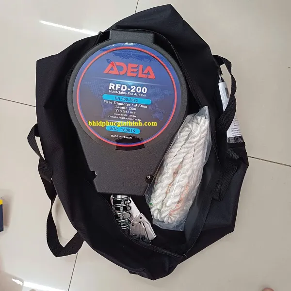 Thiết bị hãm tự động chống rơi dài 20m Adela RFD-200 dây cáp thép 5mm