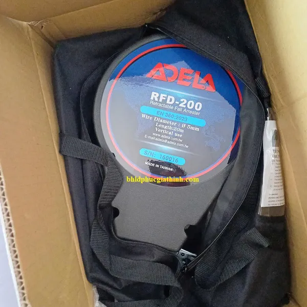 Thiết bị hãm tự động chống rơi dài 20m Adela RFD-200 dây cáp thép 5mm