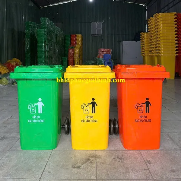 Thùng rác nhựa HDPE nguyên sinh 100L có nắp đậy và bánh xe