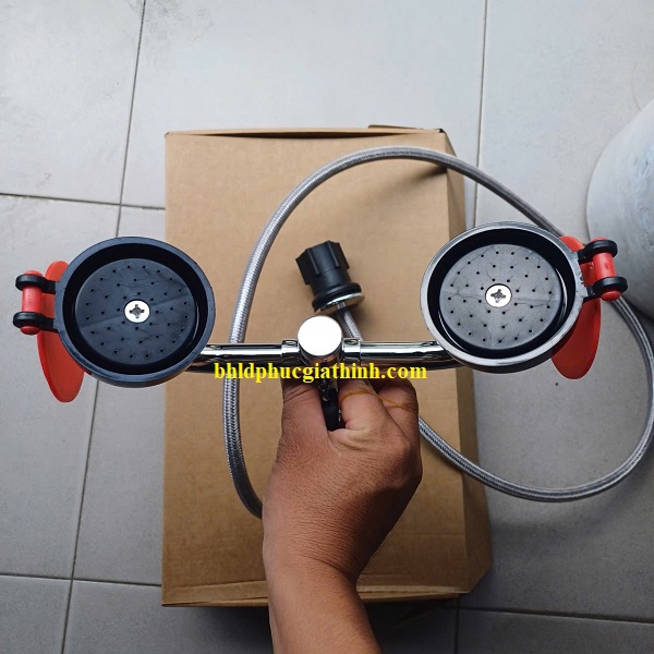 Vòi rửa mắt khẩn cấp model WJH0355A chính hãng