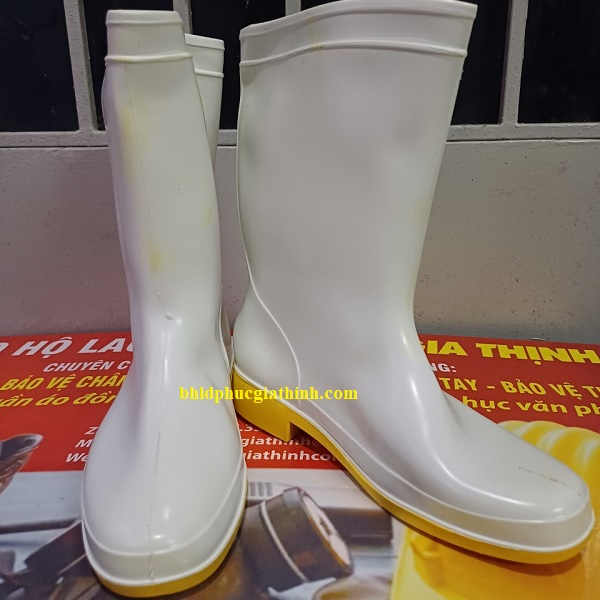 Ủng cao su trắng đế vàng TGP 015 chống thấm nước