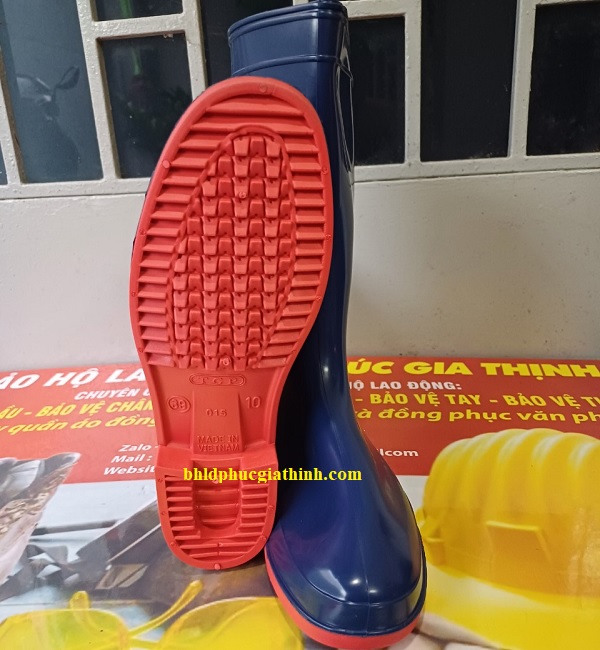 Ủng cao su xanh dương đế đỏ TGP 015 chống thấm nước