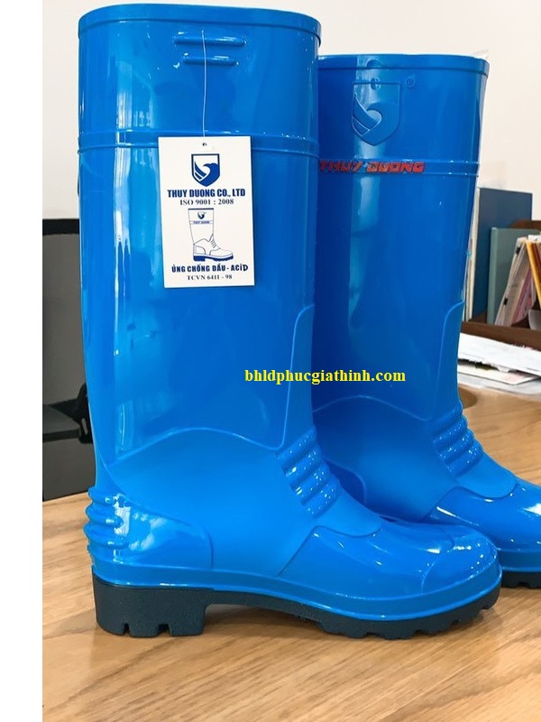 Ủng bảo hộ PVC chống dầu và Axit A22 Thuỳ Dương