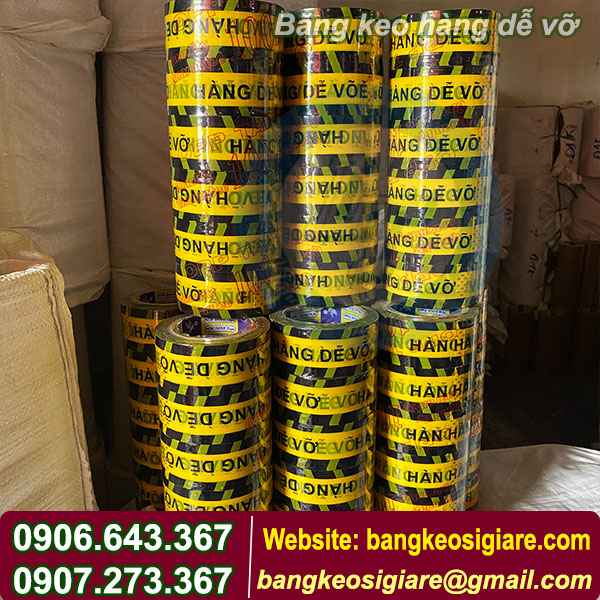 ĐẶT IN BĂNG KEO HÀNG DỄ VỠ THÔNG DỤNG GIÁ RẺ băng keo hàng dễ vỡ nền vàng chữ đen