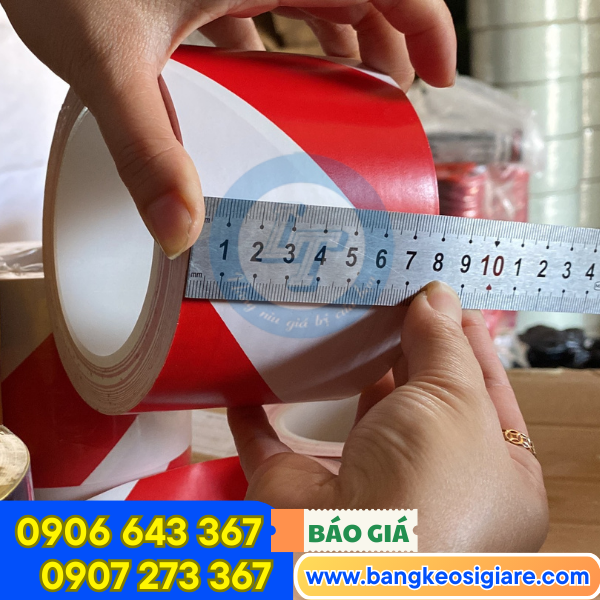 Băng keo dán nền sọc đỏ trắng size 8cm Băng keo dán nền sọc đỏ trắng size 8cm