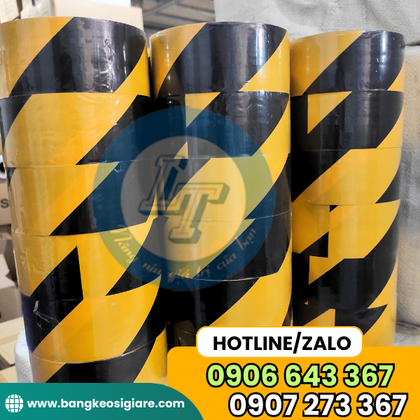 XƯỞNG BĂNG KEO DÁN NỀN CẢNH BÁO TẠI BÌNH CHÁNH băng keo dán nền 6 cuộn/cây