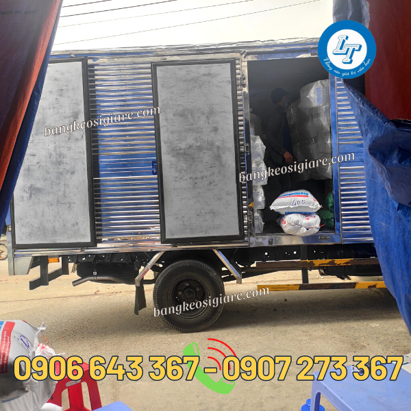 Miễn phí giao hàng HCM băng keo đục Miễn phí giao hàng HCM băng keo đục