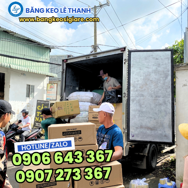 Kho hàng băng keo của Lê Thanh Kho hàng băng keo của Lê Thanh