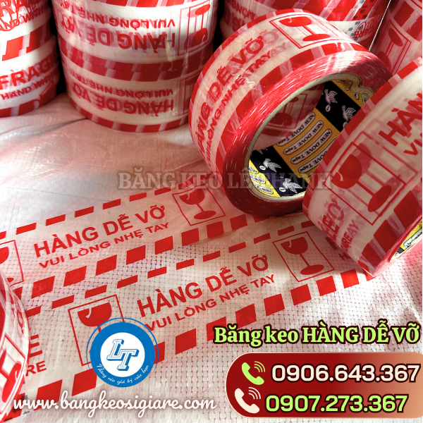 Băng keo hàng dễ vỡ nền trắng chữ đỏ in rõ nét Băng keo hàng dễ vỡ nền trắng chữ đỏ in rõ nét