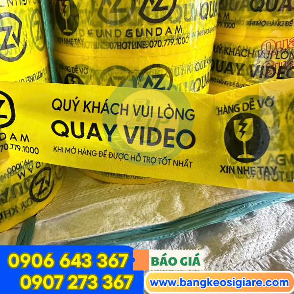 Băng keo in chữ cảnh báo sắc nét Băng keo in chữ cảnh báo sắc nét