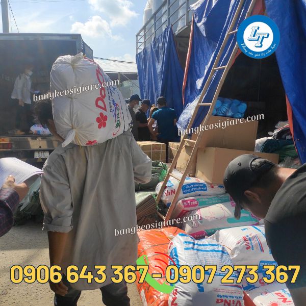 Giá băng dính trong 2f4, 5f, 6f Giá băng dính trong 2f4, 5f, 6f