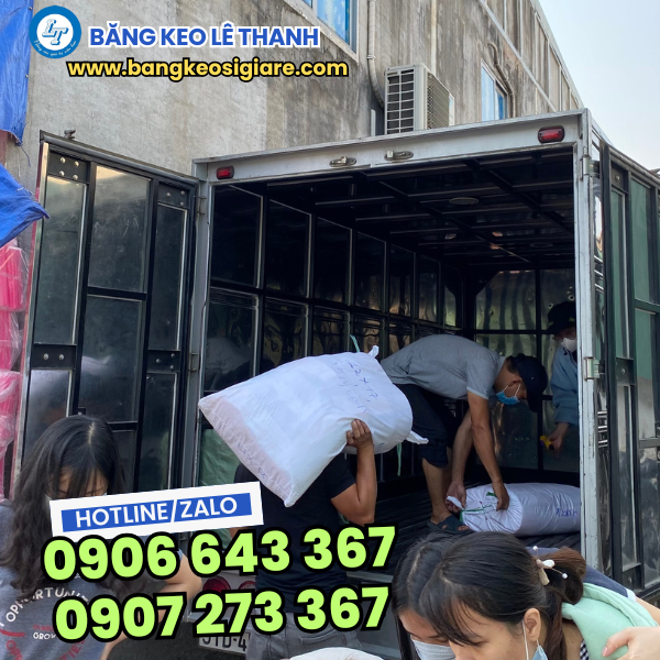 Xe giao hàng băng keo tại HCM Xe giao hàng băng keo tại HCM