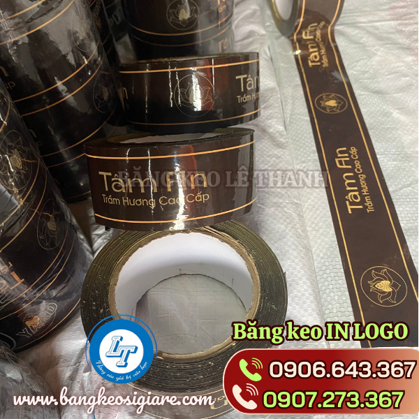 Băng keo in chữ trên nền màu kích thước 4f8 Băng keo in chữ trên nền màu kích thước 4f8