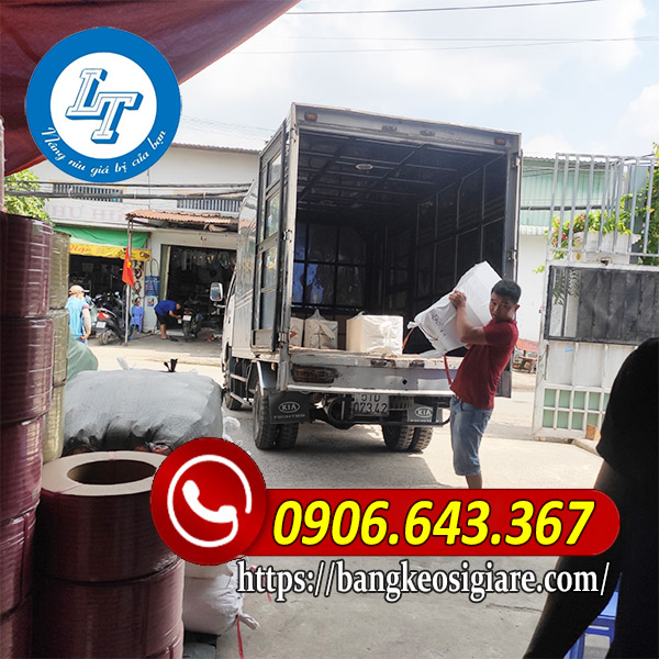 hàng về đến kho của công ty giao hàng tại kho