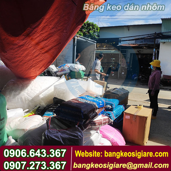 MUA BĂNG KEO DÁN CỬA NHÔM TIỆN LỢI MUA BĂNG KEO DÁN CỬA NHÔM TIỆN LỢI