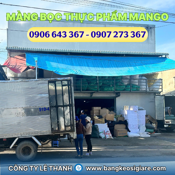 Màng bọc thực phẩm Mango Food Wrap 200 giá sỉ 10 cuộn/thùng Công ty sắp xếp hàng hoá vận chuyển bằng xe tải đến khách