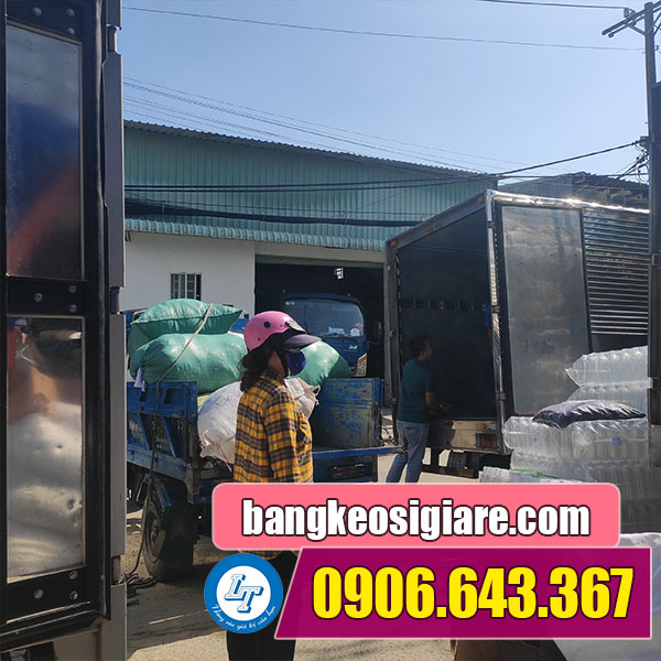 Băng keo điện chuyên dụng bán sỉ rẻ trên thị trường xe tải của công ty