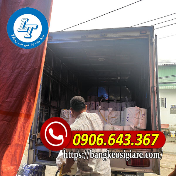 KHO BĂNG KEO ĐIỆN NANO CON NAI CHẤT LƯỢNG xe tải chở hàng của công ty