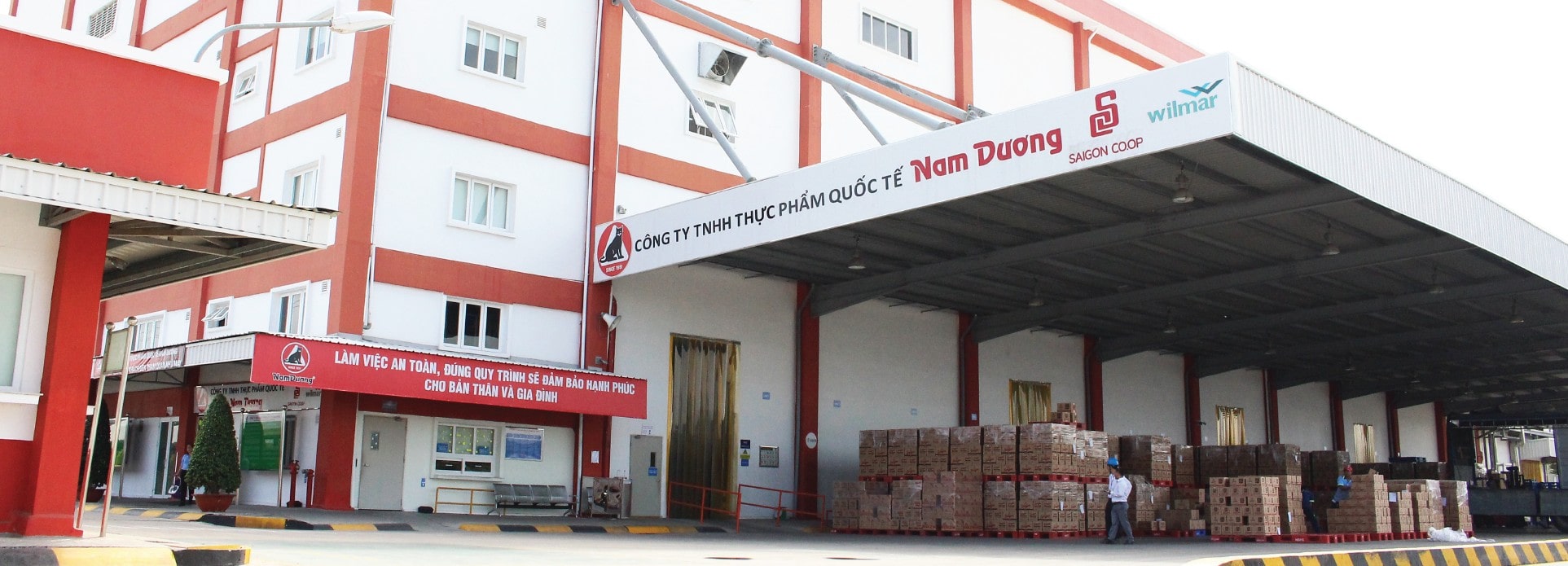 công ty thực phẩm nam dương đối tác lớn đang sử dụng lưới quấn pallet horse công ty thực phẩm nam dương đối tác lớn đang sử dụng lưới quấn pallet horse