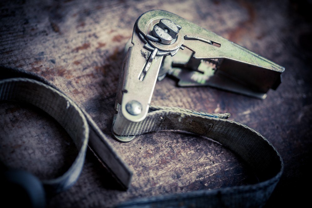 Bảo trì và lưu trữ dây chằng hàng có tăng đơ Bảo trì và lưu trữ dây chằng hàng có tăng đơ