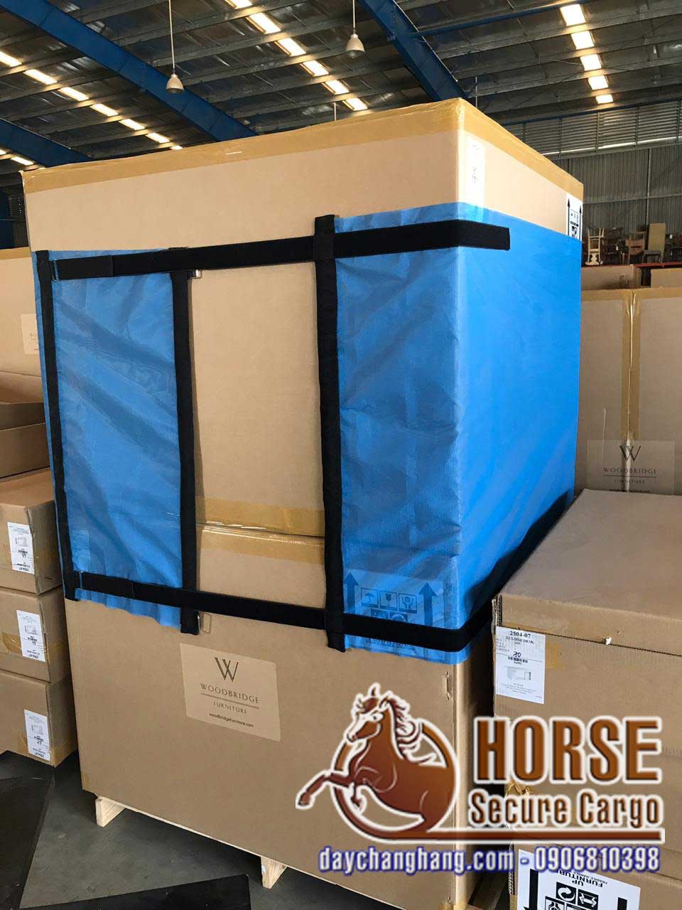 Lưới quấn pallet tái sử dụng cố định hàng linh kiện điện tử